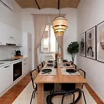 Colosseo Flats And Penthouse Apartment