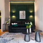 Colosseo Flats And Penthouse Apartment *