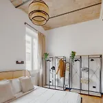Апартаменты Colosseo Flats And Penthouse *