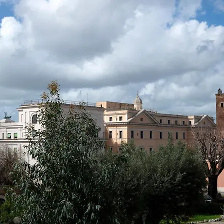 Colosseo Flat *