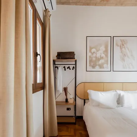 Colosseo Flats And Penthouse *