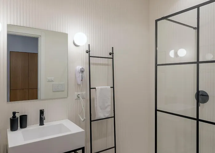 Colosseo Flats And Penthouse *