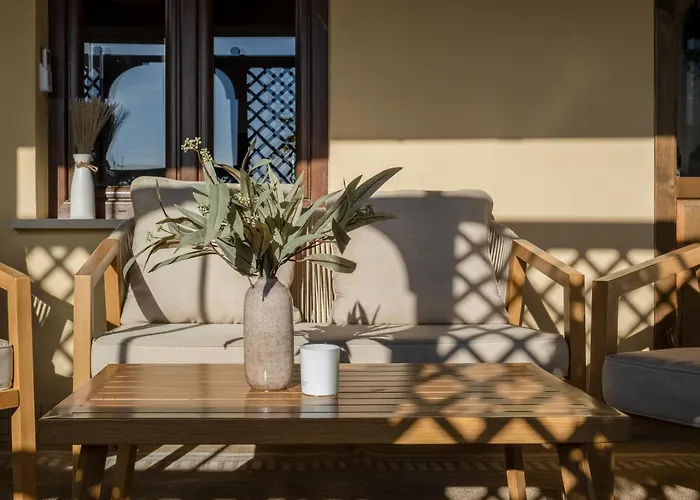 Colosseo Flats And Penthouse