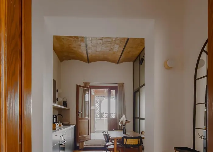 Colosseo Flats And Penthouse