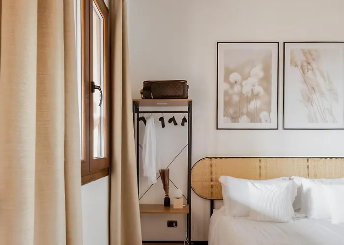 Colosseo Flats And Penthouse *