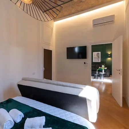 Colosseo Flats And Penthouse * Roma