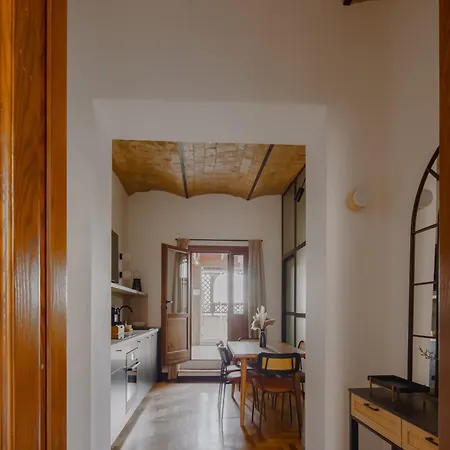 Colosseo Flats And Penthouse